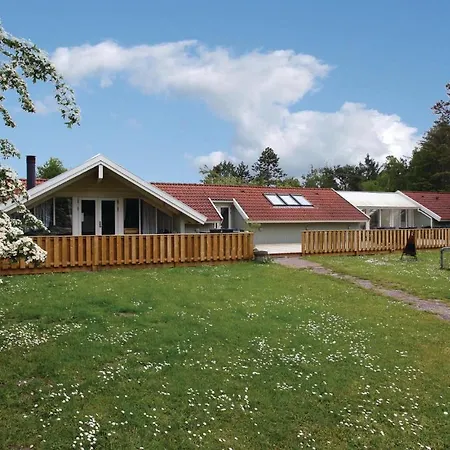 Gorgeous In With Private Swimming Pool, Be Inside Or Outside Holiday home