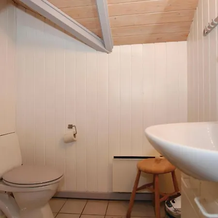 Gorgeous In With Private Swimming Pool, Be Inside Or Outside